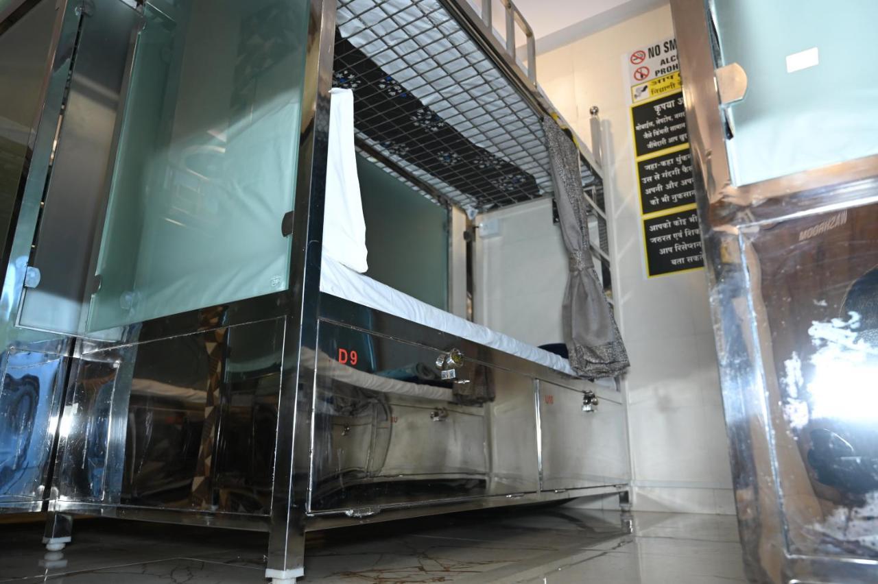 Sagar Dormitory Andheri - Nearest To Andheri Railway Station West Bombay Eksteriør billede