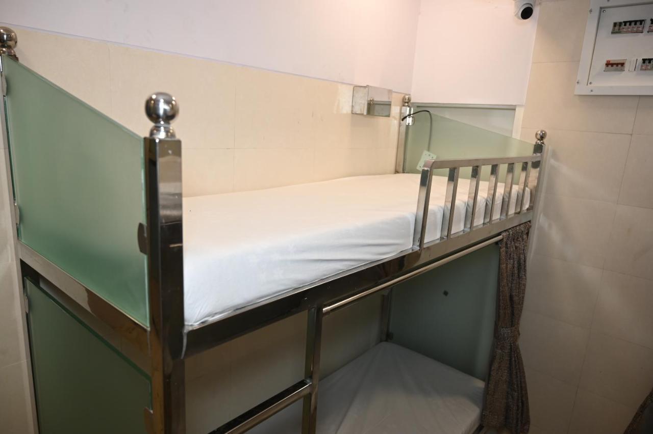 Sagar Dormitory Andheri - Nearest To Andheri Railway Station West Bombay Eksteriør billede