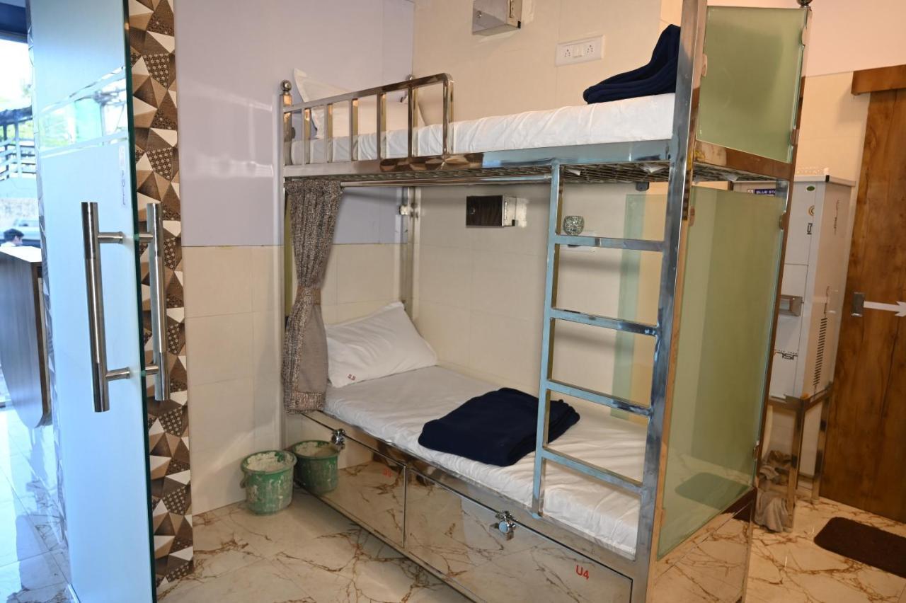 Sagar Dormitory Andheri - Nearest To Andheri Railway Station West Bombay Eksteriør billede