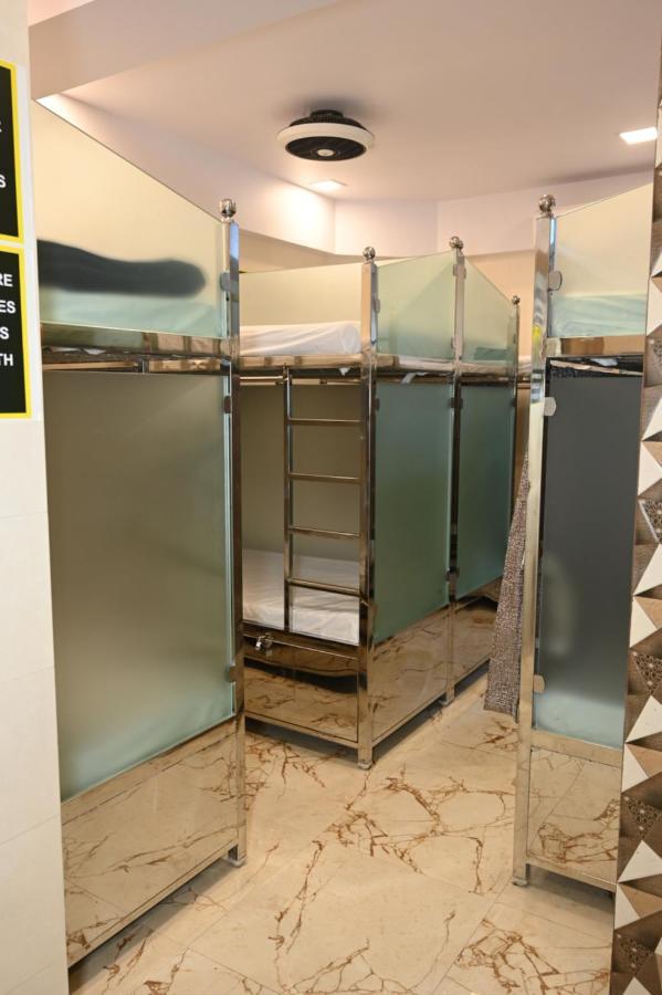 Sagar Dormitory Andheri - Nearest To Andheri Railway Station West Bombay Eksteriør billede
